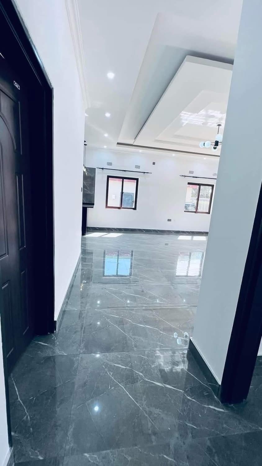 076C851D-392E-4E05-BC44-8251FF6BA438