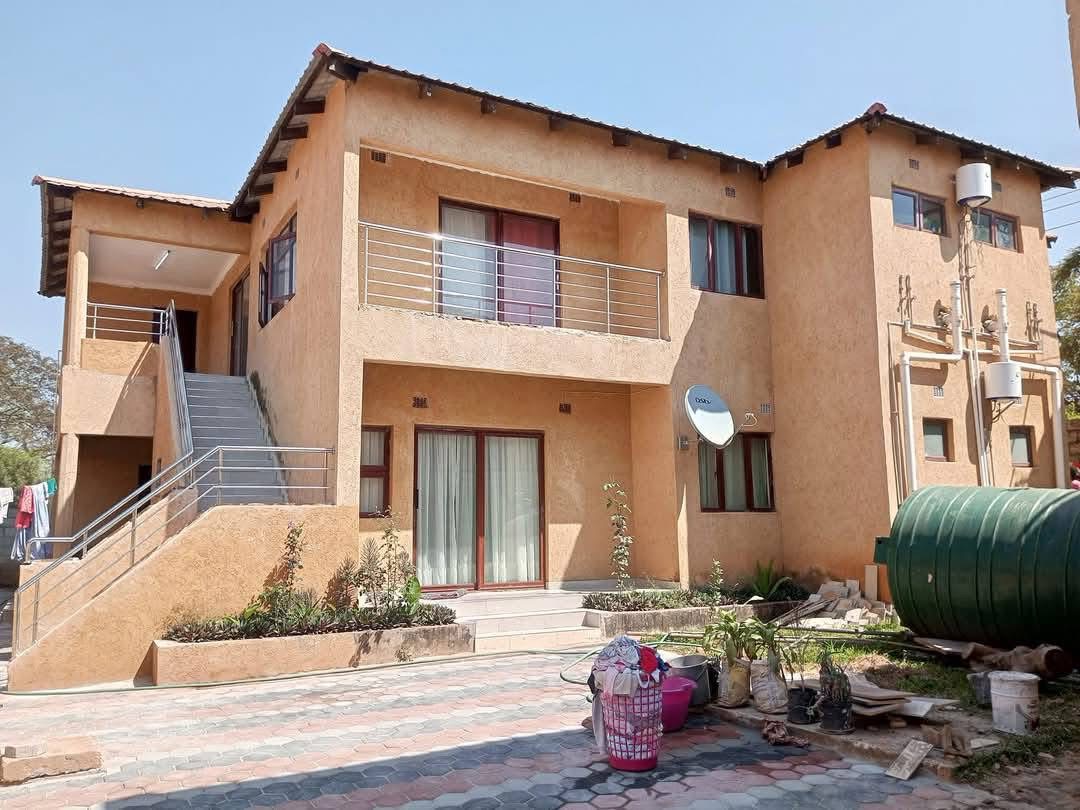 5D36B1ED-9CE1-4C83-AFED-BCE6AFE4922C