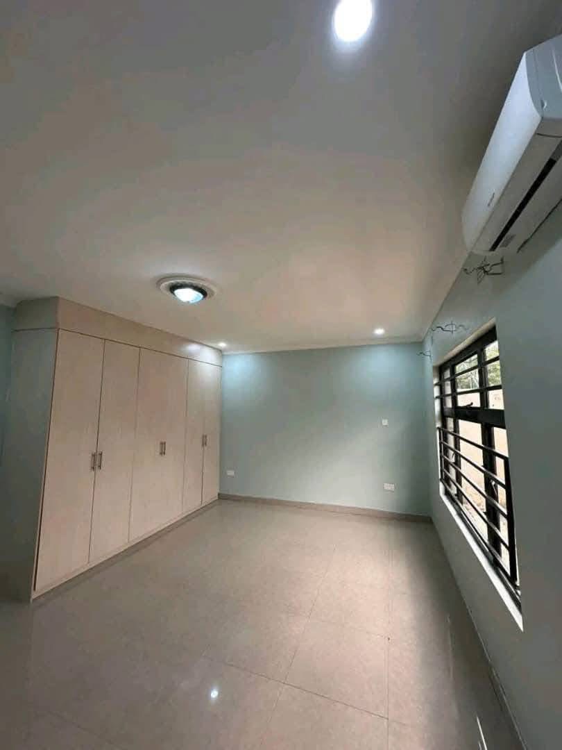 7C6C3A56-0561-405D-87A5-9F83C58B250C