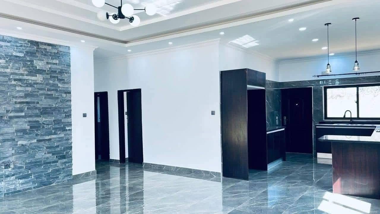 94976512-24DC-4330-97B9-D7291372A031