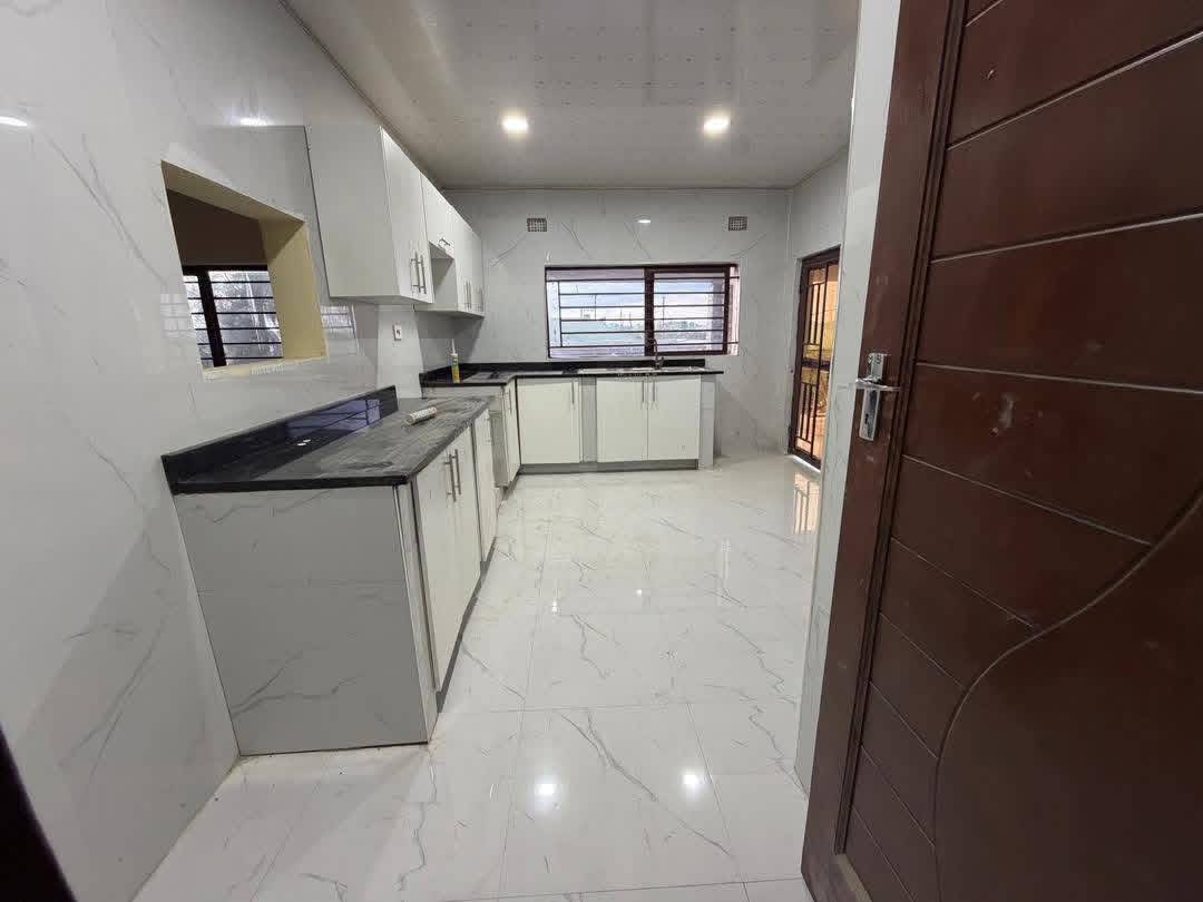 AA911DCC-97E7-4314-BFC3-8B3ABF27590B