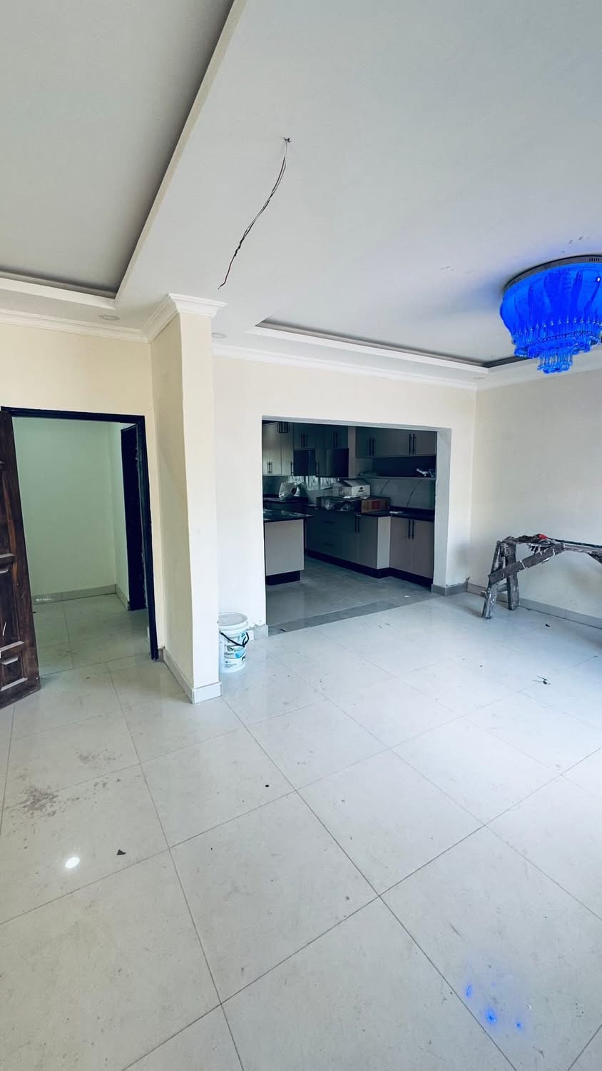 AC7264B0-03F9-4B41-B8E3-A19E49A6B4E2