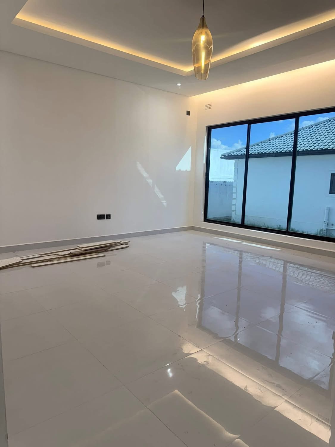 BB85C5D6-0679-4B1B-99E3-5166841191DE