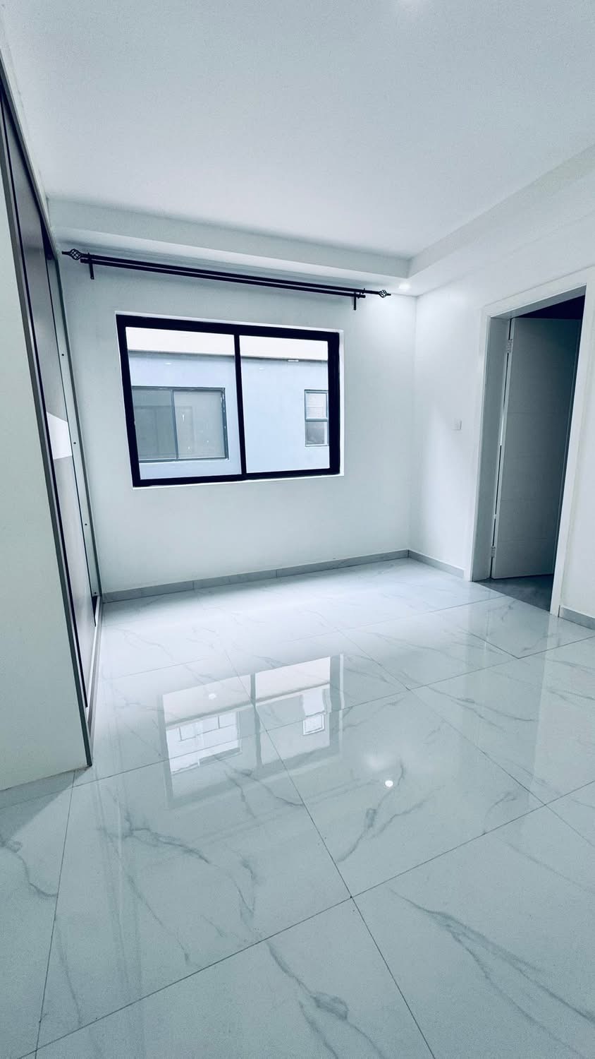 DA2E94C6-5DBE-4BEC-A864-4385D04119A1