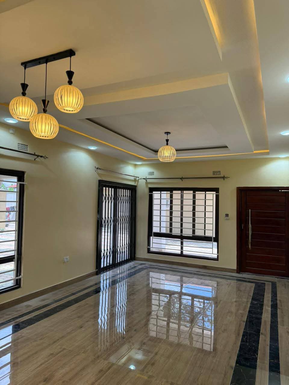 DAC75206-83A2-422E-BDE2-F8507C3EC5BB