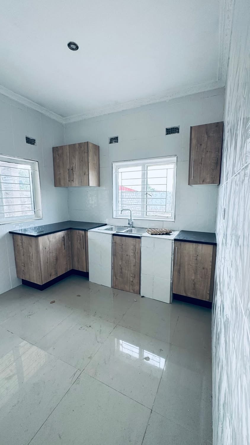 DD5A774B-BC73-4586-993B-002404B31A97