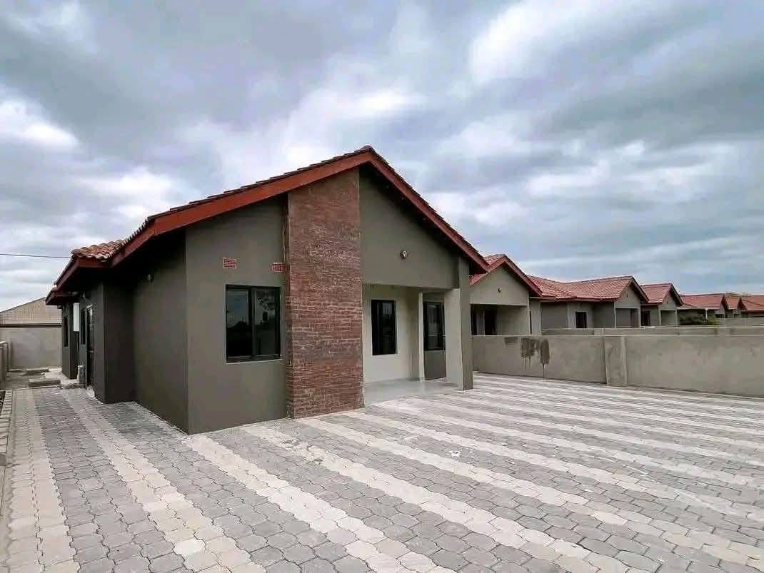 EB92CB11-60F8-4DA9-97F0-7C547E9C2A23