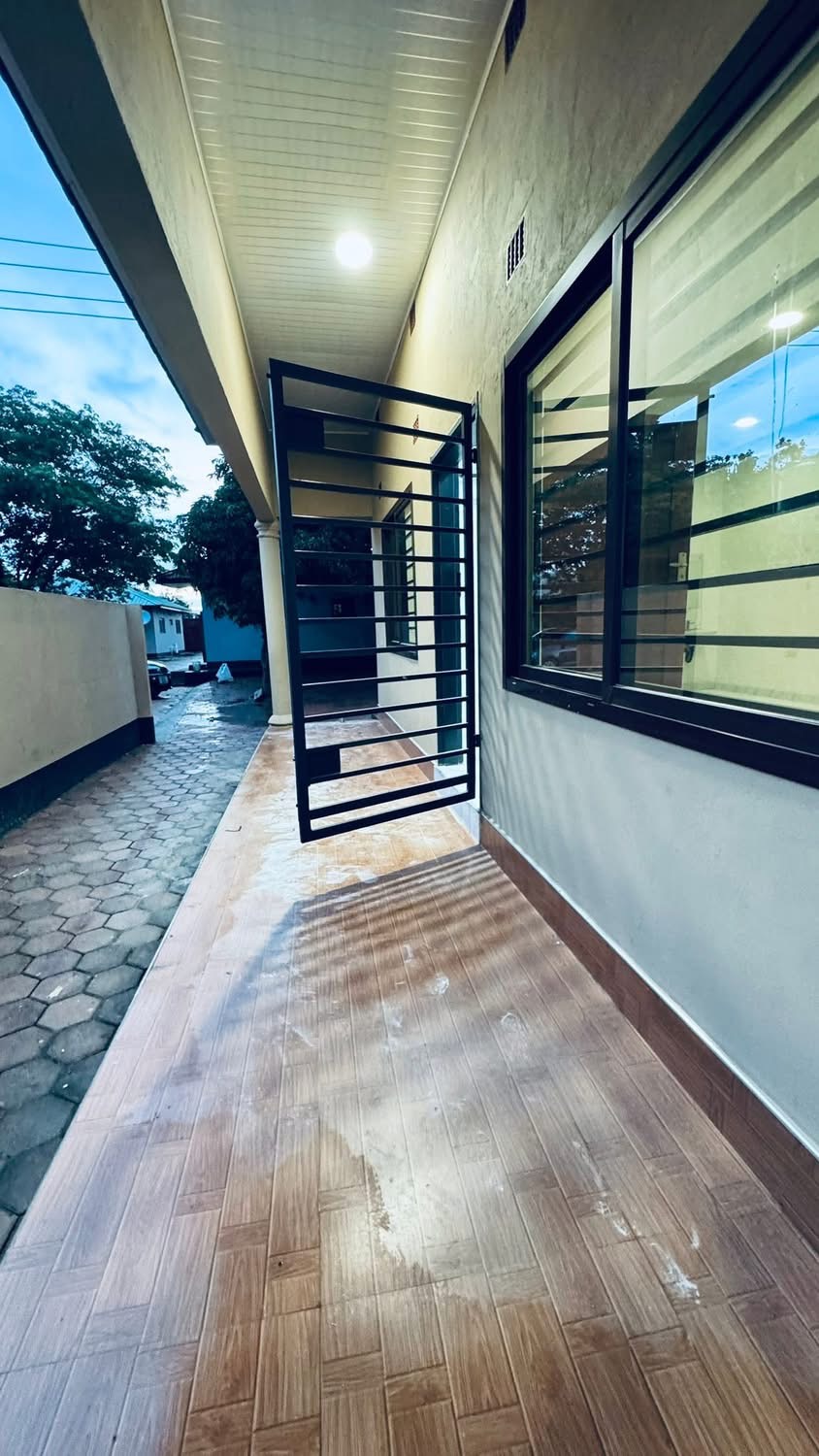 4DC4908E-A777-46A1-96DD-AF6F4E256CC7