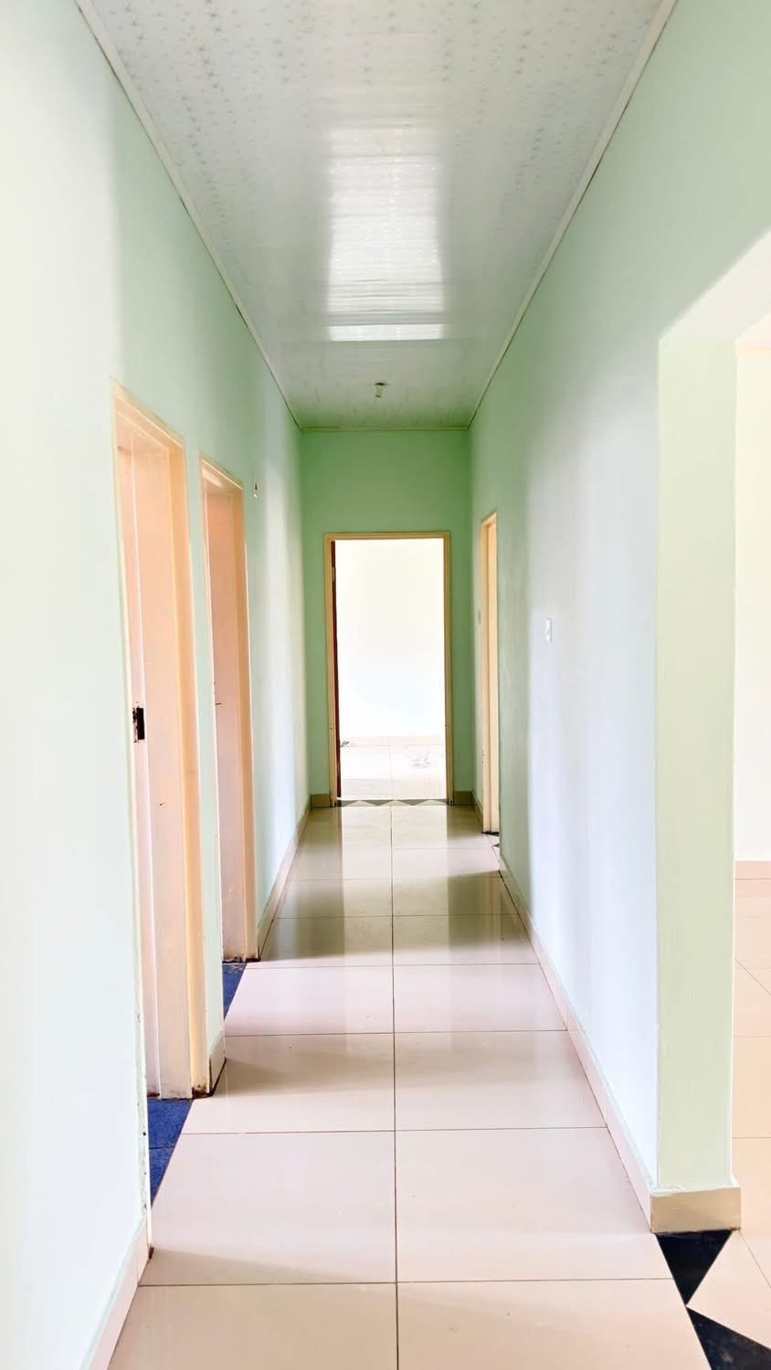 7DAA3F1C-0082-4B65-B7D8-90B603CB3552