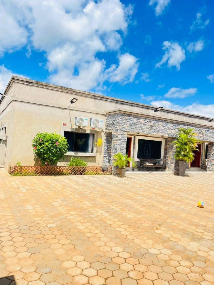 860C9E01-595C-483F-BB47-19764B9FE662